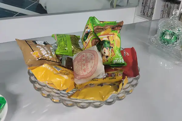 嵩安环保,嵩安环保管家,茶歇,礼物,同事,工作,