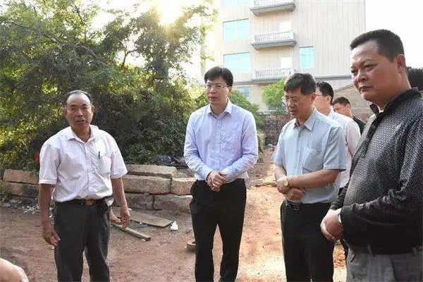 养殖场,养殖场臭气,养殖场除臭,生物除臭剂,嵩安环保管家,