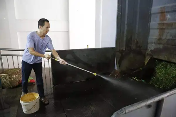 养殖场,养殖场臭气,养殖场除臭,嵩安环保,生物除臭剂,